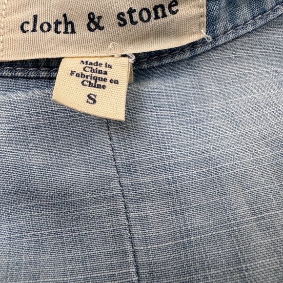 ANTHROPOLOGIE Cloth & Stone Split Back Blouse Women's S Chambray Button Down - Picture 3 of 6